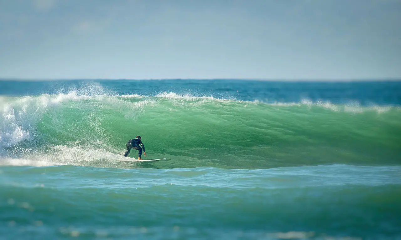 Surfistas en la playa de El Palmar